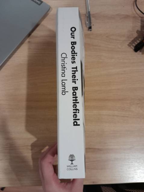 ship đúng ngày, sách mới, dày và tính ra còn rẻ hơn cả giá bìa. sách viết về chủ đề rất rất bi thương nhưng bạn nào muốn đọc để biết thì nên đọc nhé.