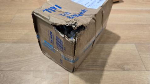 Sách thú vị !!!
Đóng gói tệ :(