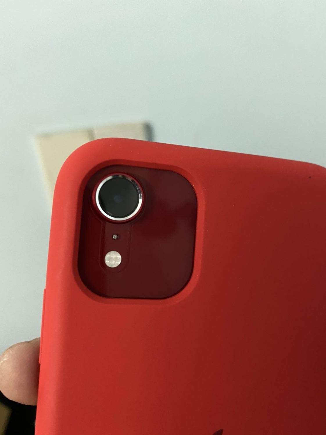 Hàng giao nhanh, chất lượng. Đúng thứ mình cần để che đi vết tróc sơn camera trên dòng Xr, ko con nào có thể tránh khỏi ???