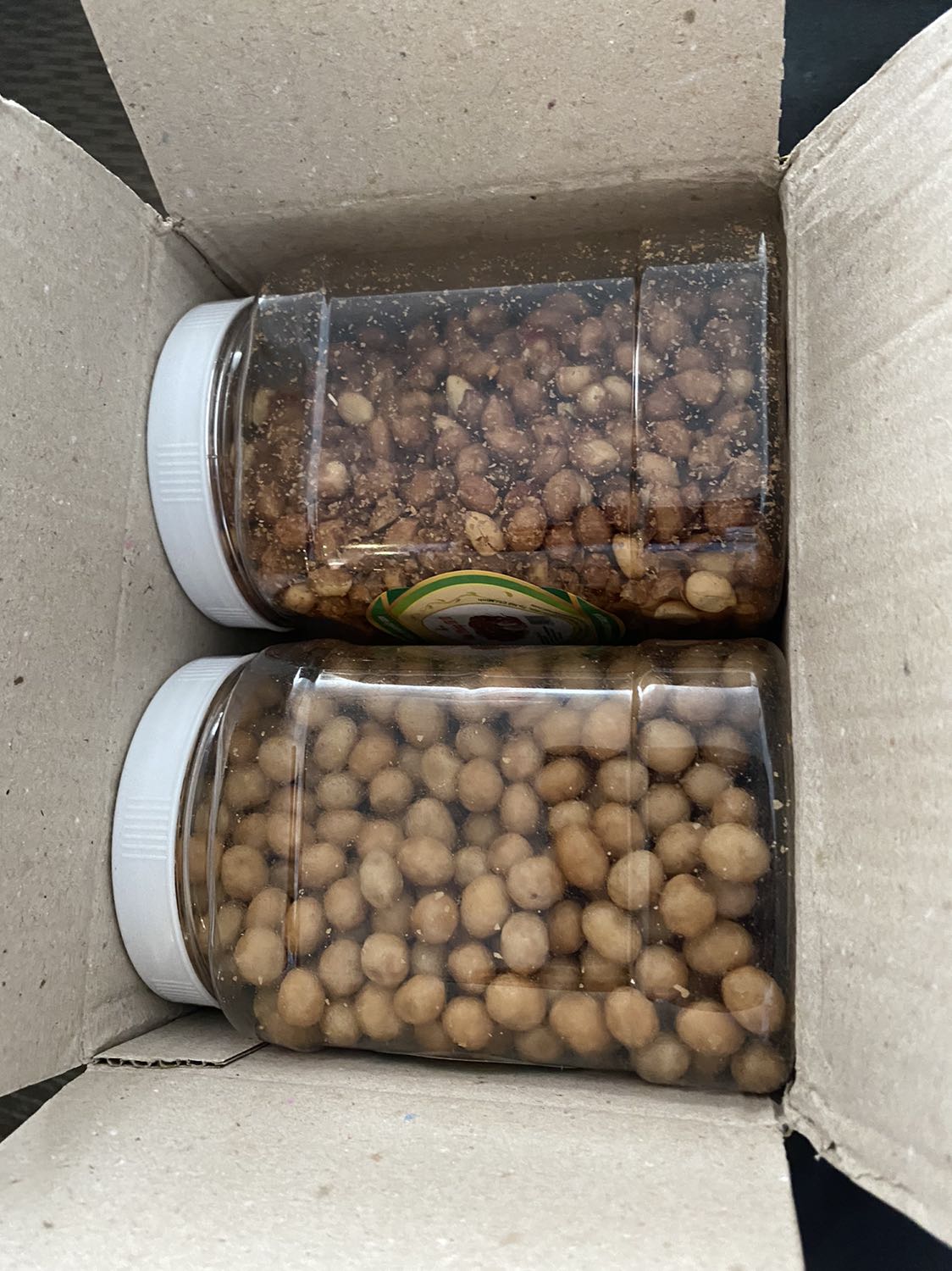 Sản phẩm ổn, đậu ăn ngon, giao đầy đủ, có khuyến mãi bịch chà bông gà, hài lòng