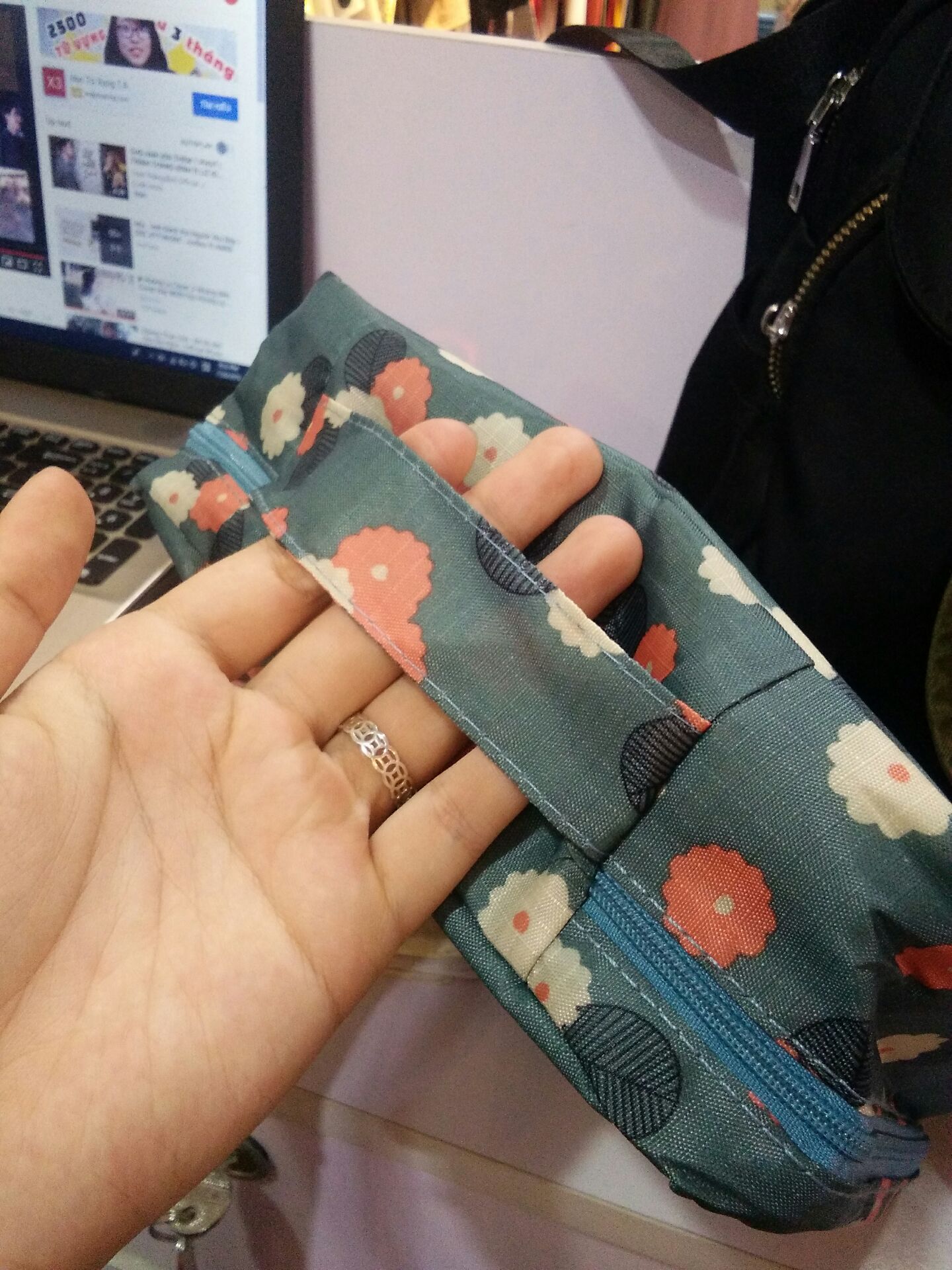 chất vải tạm ổn, y như hình. giá 31k khá ok. sẽ ủng hộ sh tiếp