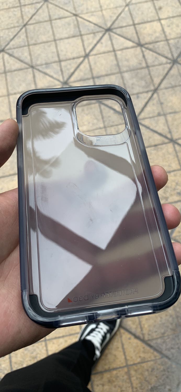 Sản phẩm đã qua sử dụng. Vừa bẩn vừa xước & đã bị lỏng lẻo. Mong Tiki mua bán cẩn thận hơn.