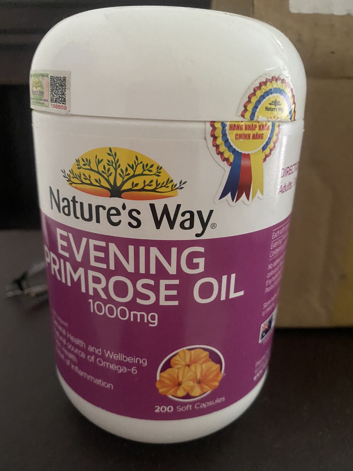 Sản phẩm uống thấy có hiệu quả, đỡ mụn, check sp ra xuất xứ. Hài lòng.