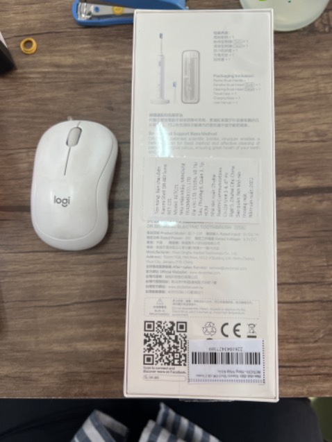 Giao hàng rất nhanh! Chất lượng Ok, đóng gói chắc chắn, không bị móp méo! Hài lòng