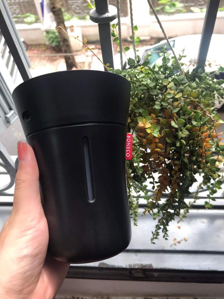 Hàng nhỏ vừa xinh để bàn làm việc, mà mang lên xe ô tô cũng được lun. Hàng hãng chuẩn nên hình thức mẫu mã thì đẹp còn chất lượng để sử dụng mới biết được. Tạm vote cho sốp 5 sao