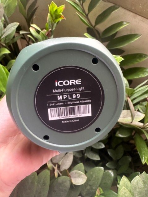 Đèn đẹp nha shop ơi. Giao nhanh. Có bảo hành 12 tháng. Đèn cầm chắc tay, có 2 chế độ đổi ánh sáng. 10₫ nha shop ơi