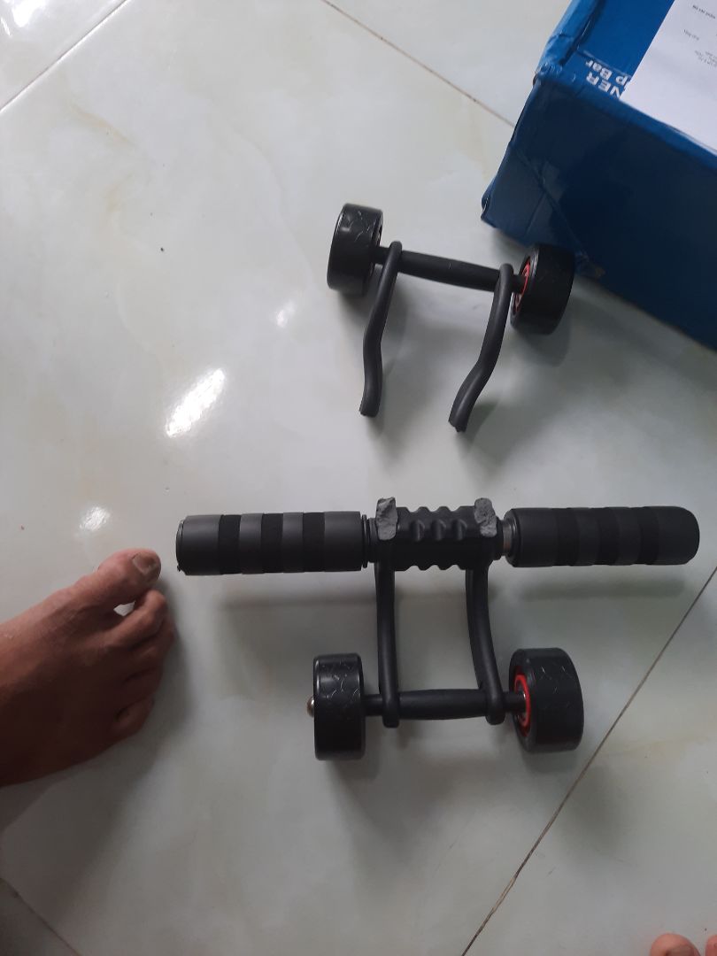 hàng rất tệ,vừa nhận hàng mang tập được đúng 1 cái là gãy làm đôi luôn.thất vọng về shop vô cùng.shop vui lòng liên hệ lại dùm mình.