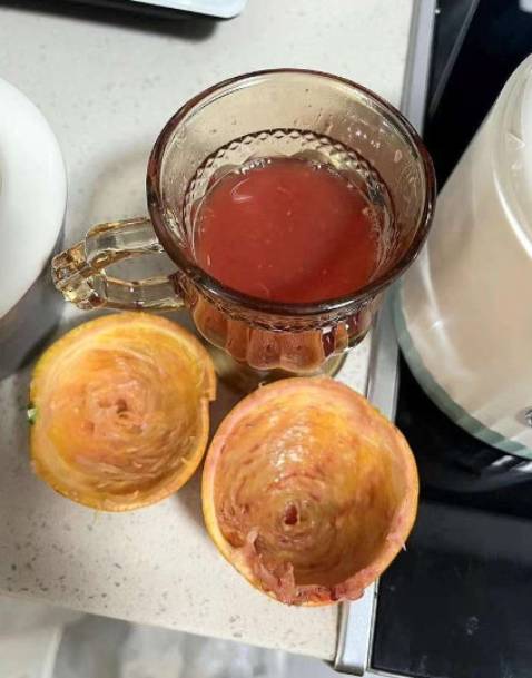 sản phẩm dùng tốt, rất tiện lợi, vắt được khá nhiều nước, có pin dễ di chuyển, giao nhanh đóng gói cẩn thận.