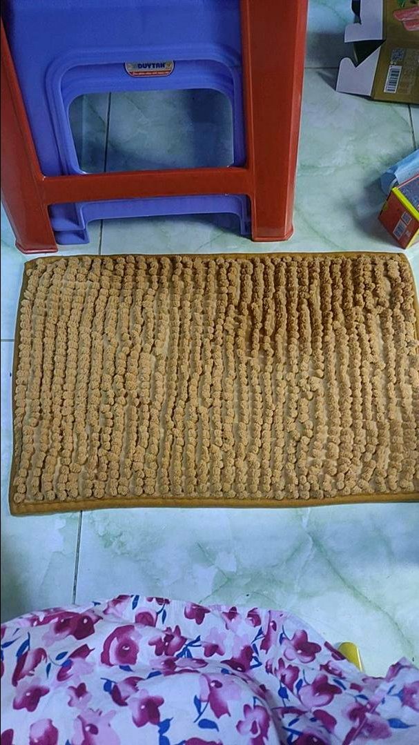 Thảm dày dặn,mềm mịn,màu sắc đẹp. Đóng gói cẩn thận, giao hàng nhanh