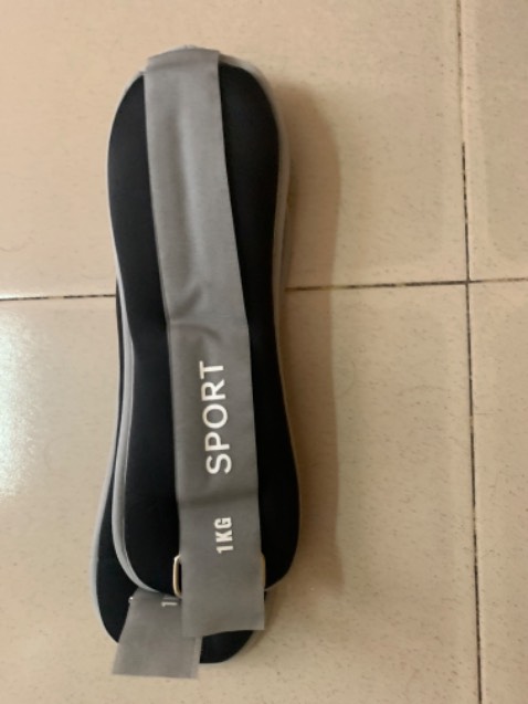 Sản phẩm quảng cáo là có bi sắt mà mua về thì ko có. Chỉ có cát ko