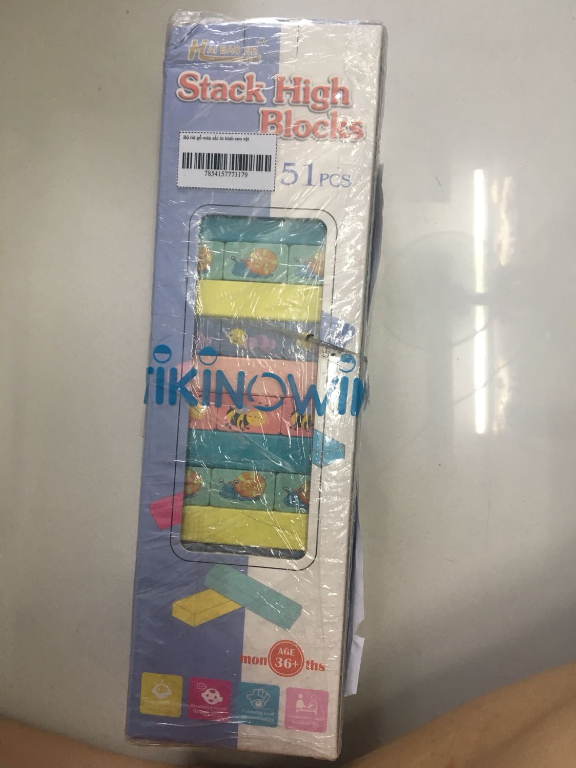 Bộ rút gỗ khá đẹp - thanh lớn - màu sắc sắc nét - không nặng mùi - chắc tay! 
Anh nhân viên giao hàng Tiki tuyến này dễ thương - thân thiện! 
5 sao cho chuyến hàng này nhé! Cảm ơn Tiki! Cảm ơn shop!