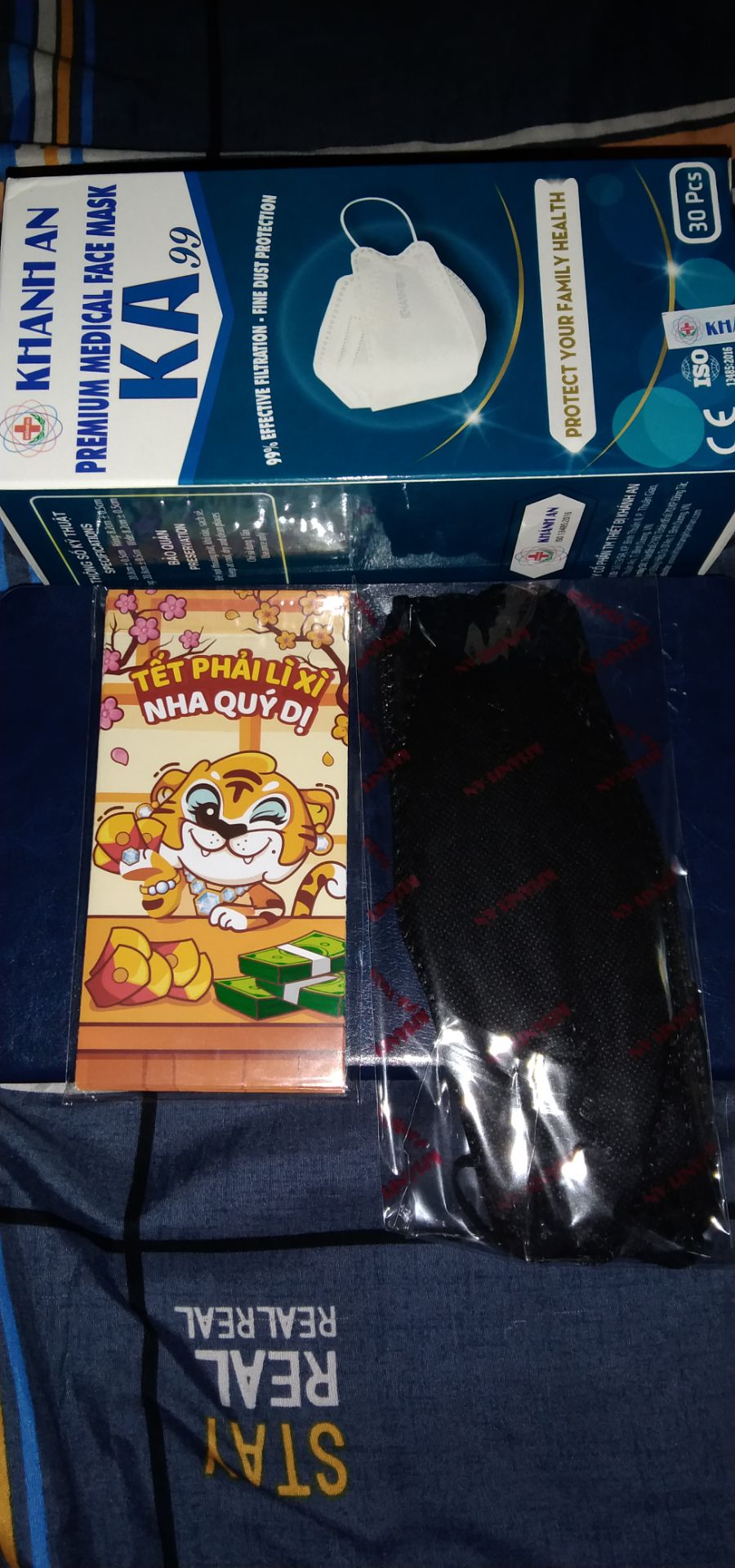 hàng chuẩn shop đóng gói rất cẩn thận, giao hàng nhanh đúng mẫu khách cần cần , còn tặng quà nữa , cám ơn shop nhé 🥰