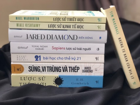 Mình biết đến cuốn này sau khi đã đọc Súng, vi trùng và thép. Mua để bổ sung vào list những cuốn non fiction mình mua trong dạo gần đây.
Vận chuyển: nhanh chóng
Đóng gói: cẩn thận
Sách bìa cứng, giấy rất đẹp. Mình đang đọc phần đầu và thấy rất cuốn hút.