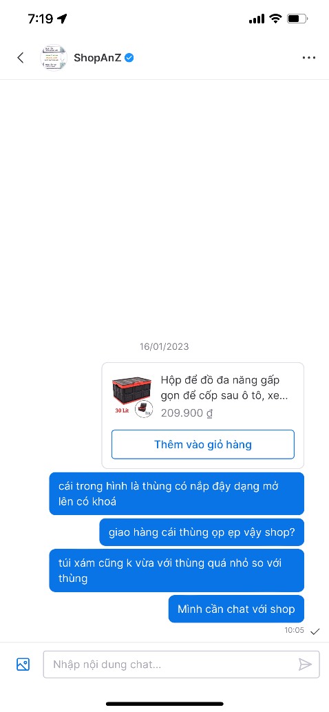 nhắn tin thì không reply
sản phẩm thì ọp ẹp không như hình
trong hình thì có khoá dạng đóng mở còn giao thì nắp tháo rời không khoá
cái miếng lót bên trong không vừa với thùng nên coi như chả dùng được