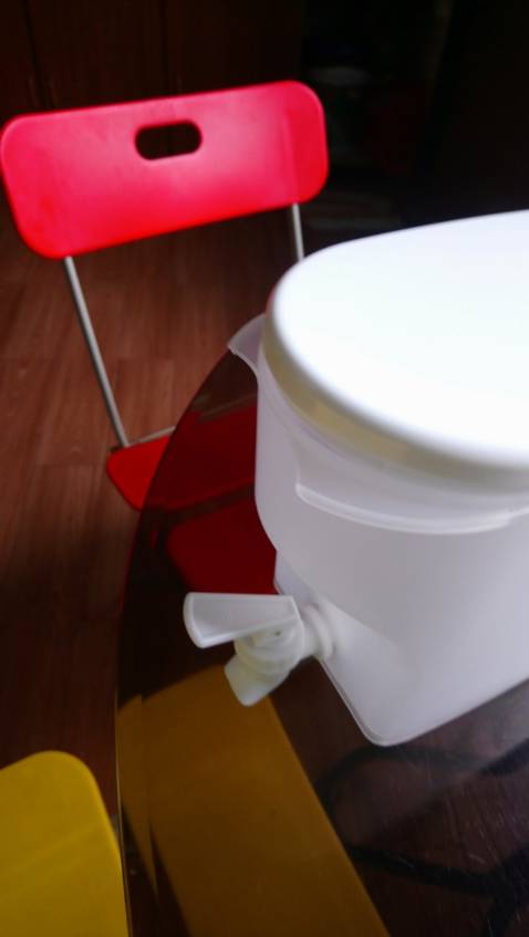 Giao hàng bị vỡ, nắp thì không đậy được