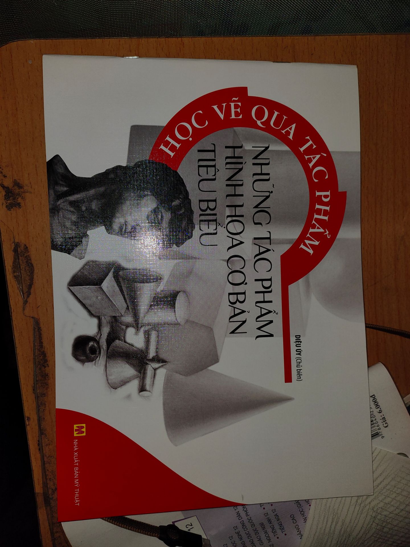 Hơi tiếc là tôi đã học qua hình khối r