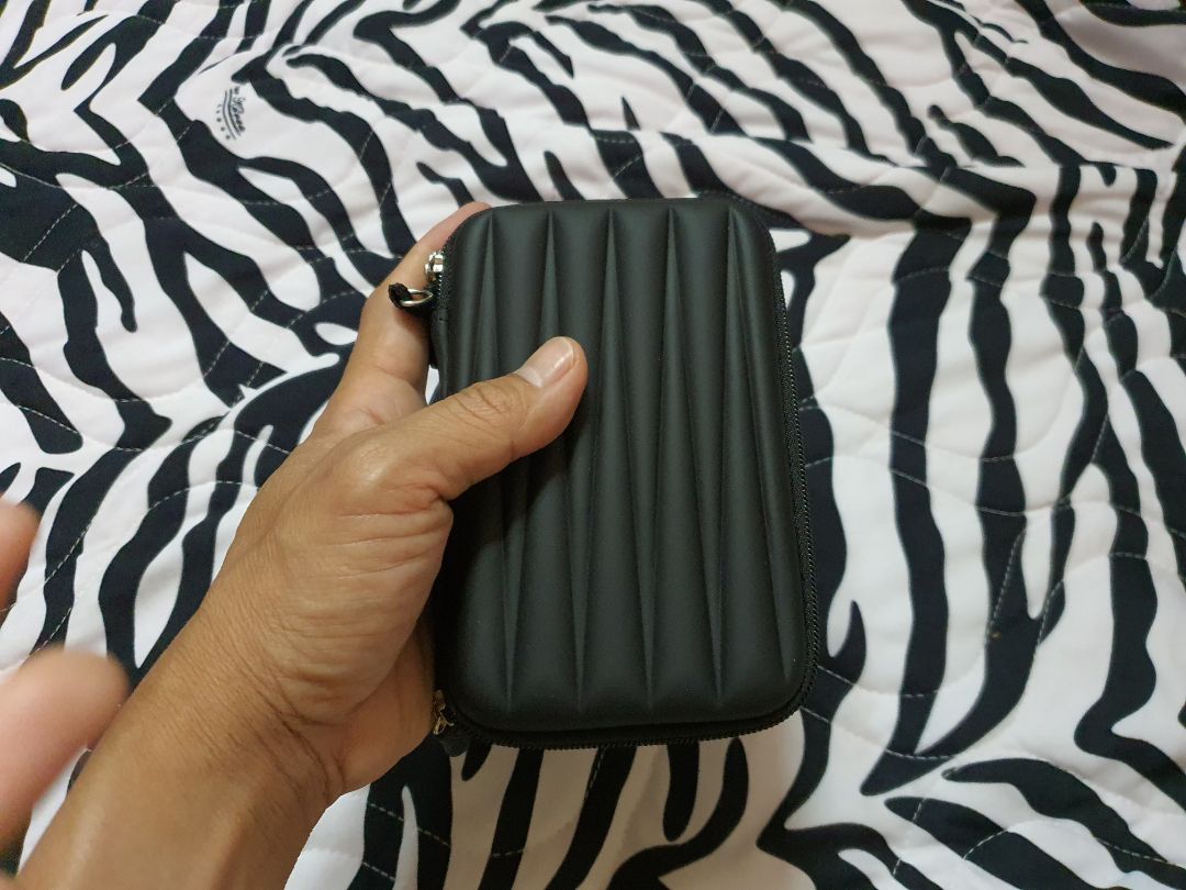 Hàng giao đúng mẫu, đẹp, chắc chắn, đóng gói cẩn thận. Rất yên tâm khi mua hàng ở tiki. 5 sao Hàng giao đúng mẫu, đẹp, chắc chắn, đóng gói cẩn thận. Rất yên tâm khi mua hàng ở tiki. 5 sao