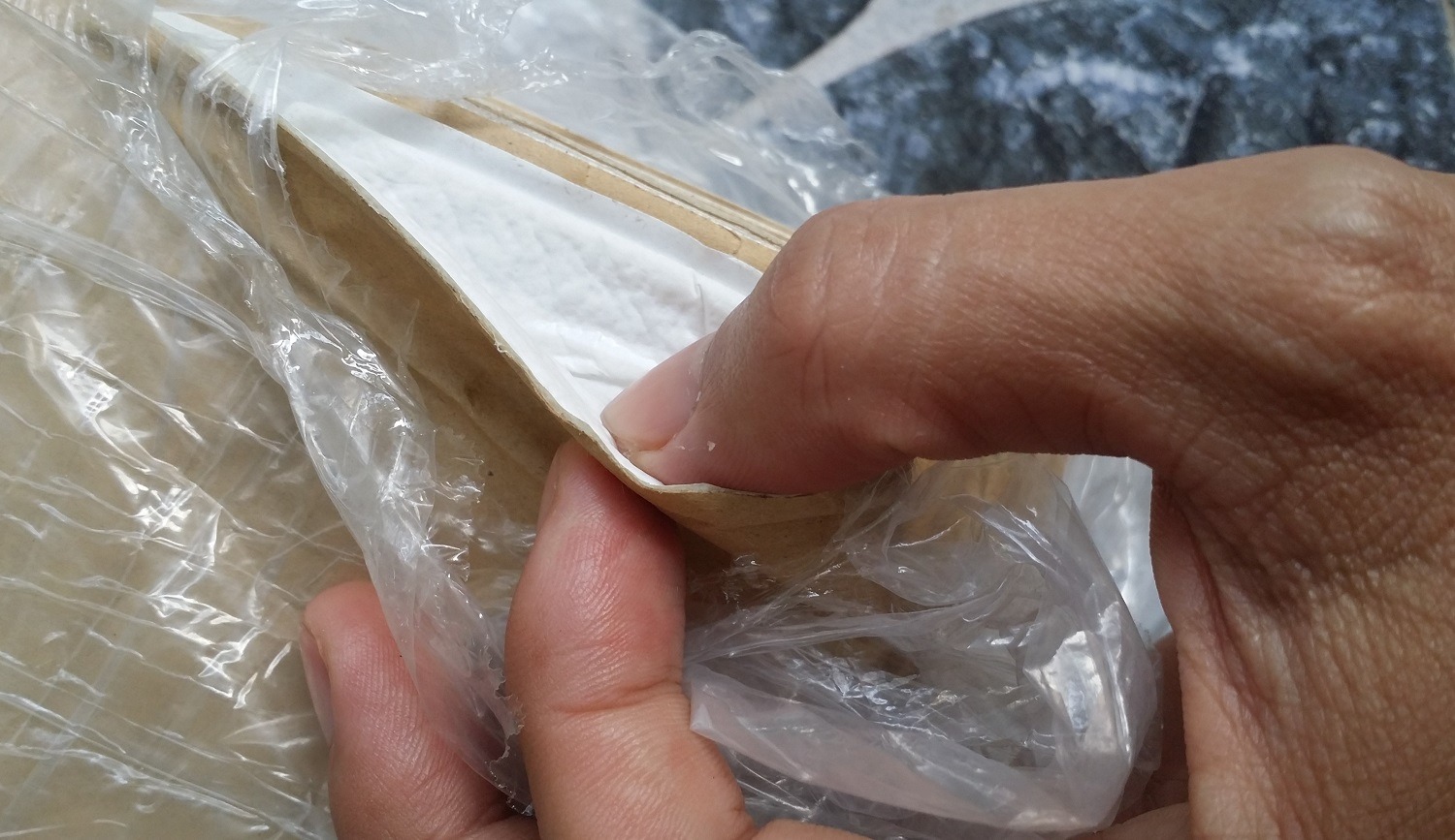 Tôi mua xốp nhiều lần tại Bedding Shop, nhưng lần mua xốp dán tường lần này (đơn hàng 742258824	ngày 22/12/2019), thật sự thất vọng vì những tấm xốp nhận được rất mỏng so với trước đây (đơn 469990374, 886540785, 344643887, 844518767,...).
Trước đây, tôi mua 3 bộ (30 miếng xốp, dày khoảng 1 gang tay), còn giờ 3 bộ chưa tới một ngón tay độ dày.