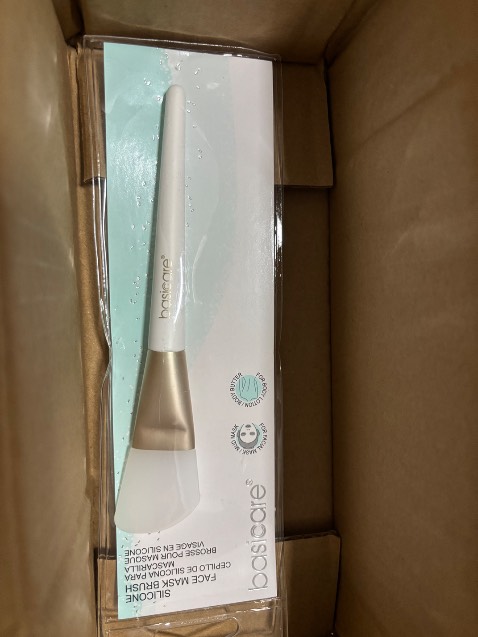 Nhựa mềm , đẹp , dễ tán  ! Hài lòng