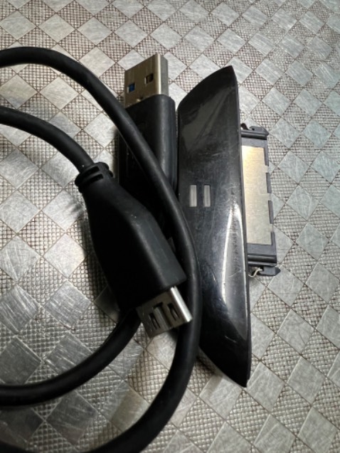 Sản phẩm trầy tróc cũ kỹ nhìn thấy ghê