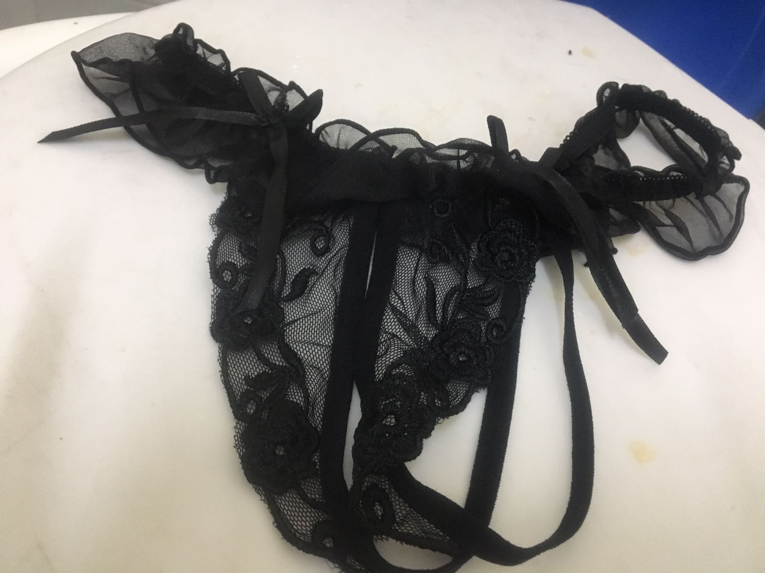 Giá cả ok, gói cẩn thận khi giao Nhưng hàng giao và hình không giỗ ý nhau (khác hoàn toàn) Tiki có thể tăng giá bán lên nhưng sp giao đúng hình sẽ tốt hơn. Xin cảm ơn