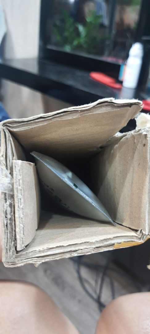 tôi mua combo 3 hôp kem lạnh xoa bóp hàn quốc giá 96k. gui cho tôi dc 1 hộp. mà thu 360k