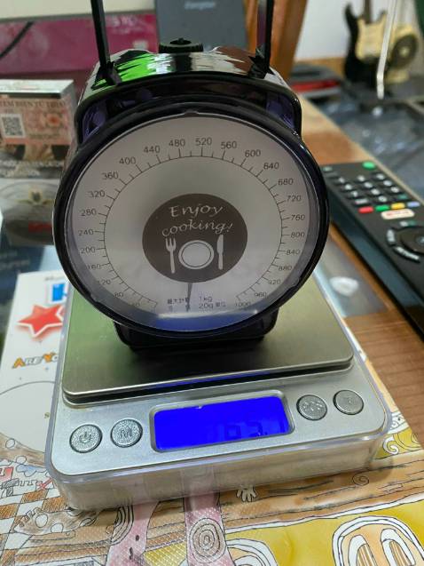 Tôi xin thề , tôi viết bình luận nầy để khuyến cáo Shop đừng *** người gạt tiền, vì nhân quả sẽ không tha một ai cả , Shop bán hàng đồ chơi con nít , chụp ảnh phóng to để *** người tiêu dùng , khuyên Shop nên sống chân thật nhé . cân nặng nhìn vào hơn nữa lạng
Nếu tiki còn dung chứa những người như thế nầy sẽ nguy hại Danh Tiếng Tiki mà thôi