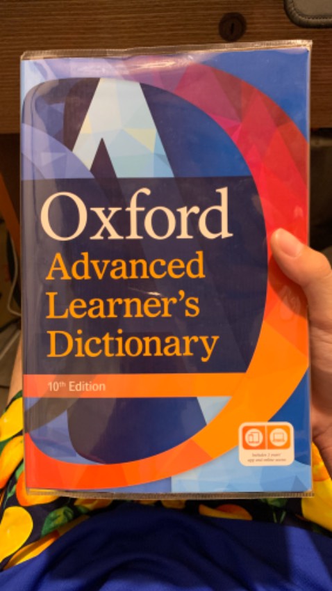 Sách chất lượng cao, thơm, mua về đi ép nhựa thêm 7k chống thấm nước, có kèm code app có thể để đến cuối năm 2026 rồi kích hoạt cũng được, hướng dẫn sử dụng ở đầu trang, nghe bài Cupid rồi tra phát âm từ skeptical rất hữu ích, giá trị sử dụng hầu như là mỗi ngày, cấp độ tiếng Anh chuẩn CEFR là B2 cho tới C2.