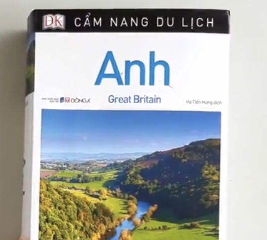 Một cuốn cẩm nang khá là đầy đủ về nước Anh giúp người đọc có thể hiểu biết về địa lí, khí hậu, văn hoá, con người ... của nước Anh. Cuốn sách cần thiết dành cho các bạn thích khám phá du lịch các vùng đất mới. Mình sẽ tìm mua đủ bộ Cẩm nang du lịch này.