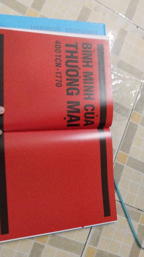 Sách đóng gói cẩn thận, mới toanh thơm mùi mực, bìa cứng, nội dung thì khi nào đọc xong sẽ quay lại đánh giá tiếp.