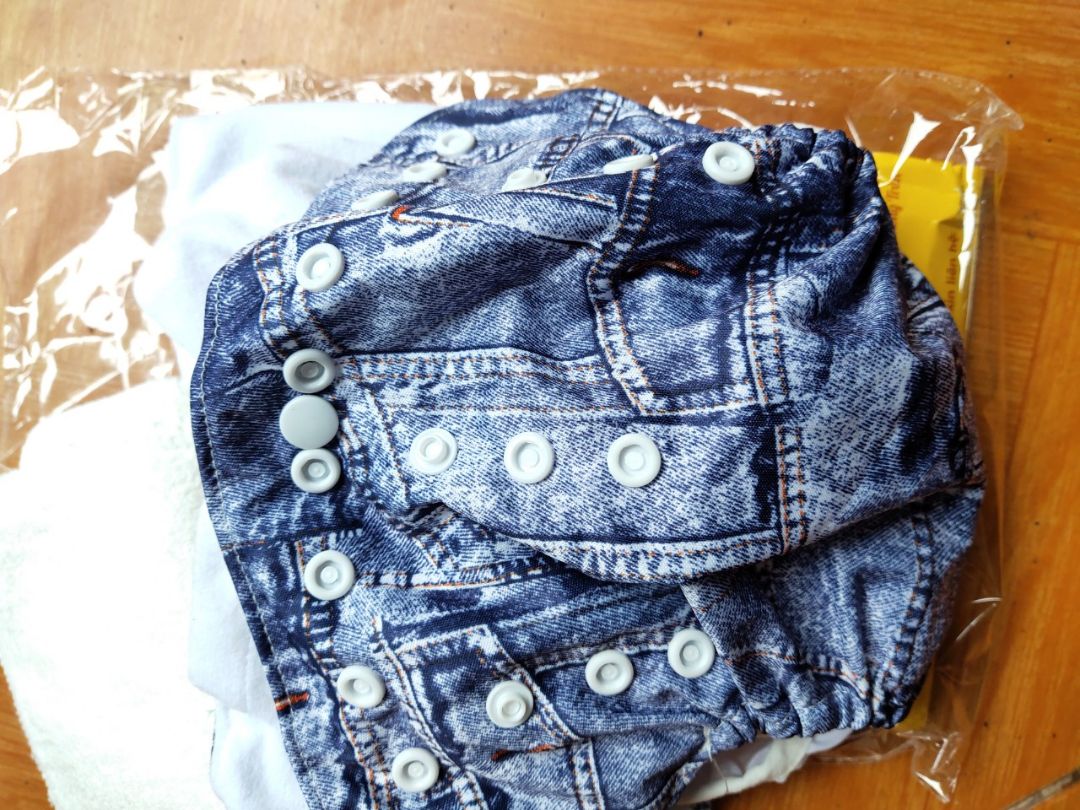 m thấy dùng tiết kiệm. an toàn. ko hăm và bảo vệ môi trường. nên chịu khó giặt và mất công chút. dùng qua đêm được