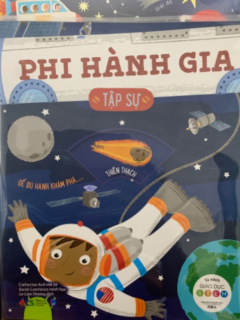 Sách đẹp, in rõ ràng. Nhiều kiến thức về vũ trụ và phi hành gia. Bé nhà mình rất thích.