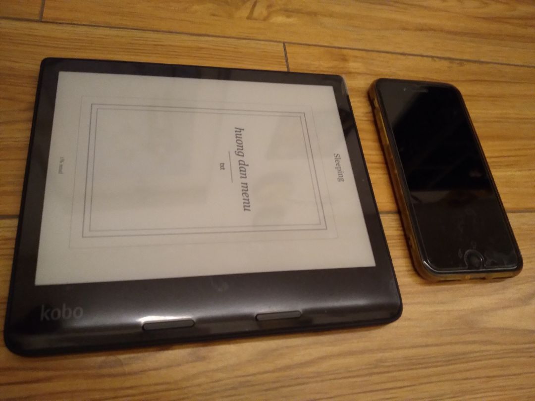 tiền nào của đó, không đụng hàng, rakuten nhật bản danh tiếng, không liên quan gì tới công xưởng của tg. nếu bạn thích đọc, thích học thì việc có Kobo Sage là rất thuận lợi. cám ơn support của nhà cung cấp!