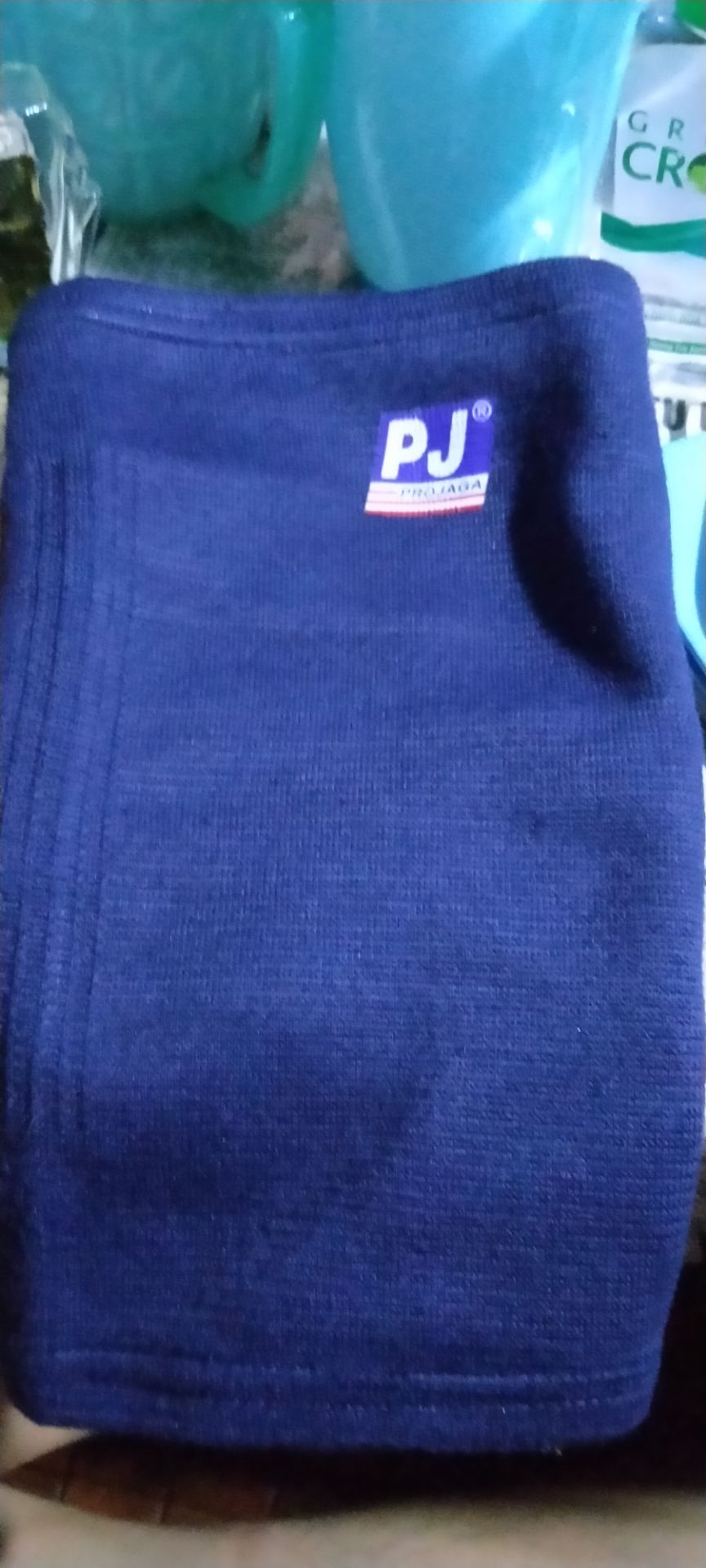 tốt. Mình đã sử dụng nó trong lúc tập văn nghệ đối với động tác có pha mạo hiểm, nó thật sự đã bảo vệ rất tốt trong lúc sử dụng hạn chế các chân thương đầu gối có thể xảy ra.