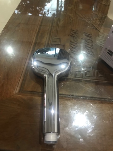 Vòi khá OK. Ngoại hình đẹp, nước chảy đều. Tuy nhiên không mạnh bằng vòi cũ của mình.