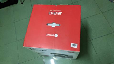 Hàng mới nhưng đã bốc hộp.  đóng gói hàng ko kỹ thùng bị móp rất may máy ko bị sao.mong shop đóng gói cẩn thận.