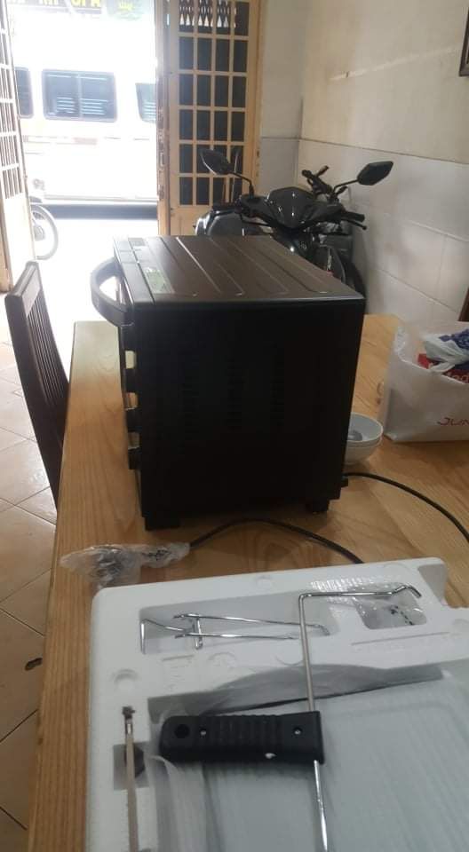 giao nhanh lắm nha, lò nướng đẹp to, mình thấy shop bán rẻ hơn mấy shop khác