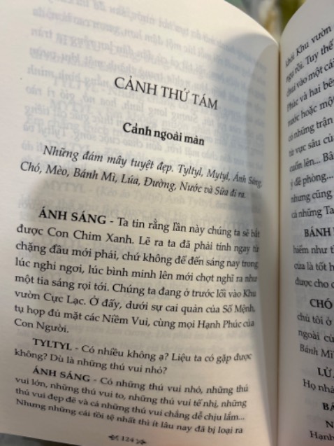 Nội dung hay, tính nhqan văn và triết học cao