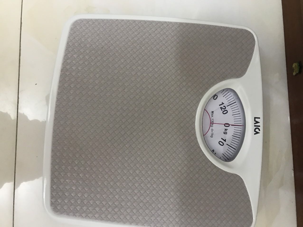 Thật thất vọng vì Tiki ngày càng đi xuống
Tôi đặt cân màu xanh và đây là những gì tôi nhận, giấy bảo hành như vậy thì tôi biết xem và tham khảo thế nào?