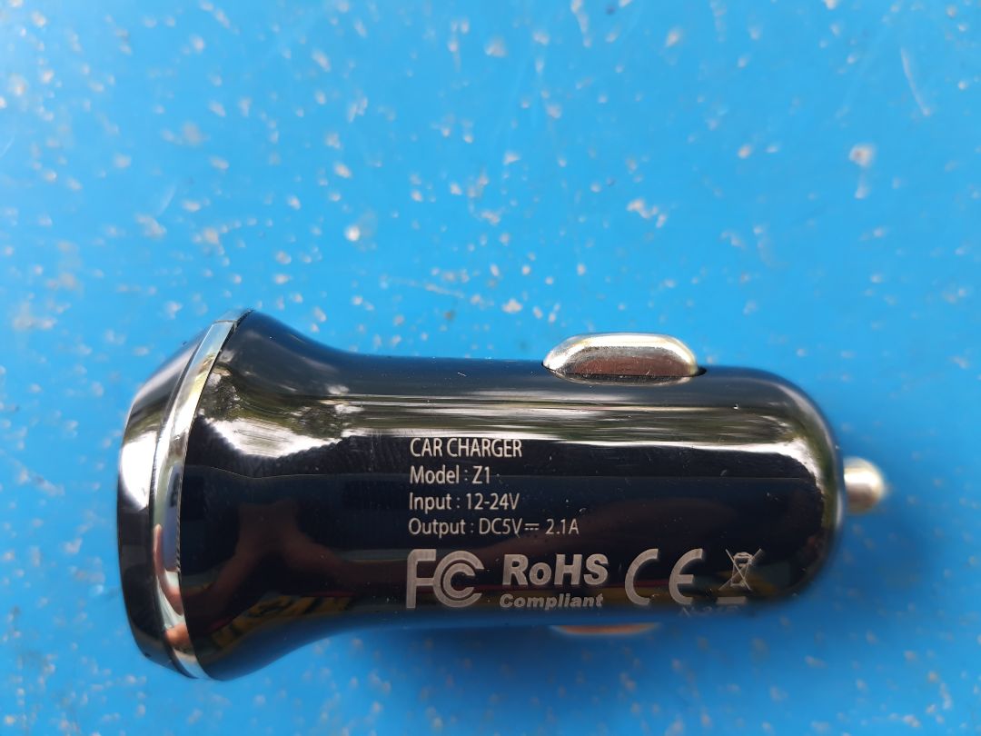 Đã giao hàng chậm trễ lại còn sai model. Đặt Z3 lại giao Z1, chênh lệch giữa 2 loại đã 30k, Z3 có hiển thị thông báo và điện áp ra cao hơn Z1. Đang cần gấp nên và mua giùm nên không đổi trả lại được. Shop làm ăn không ổn rồi.