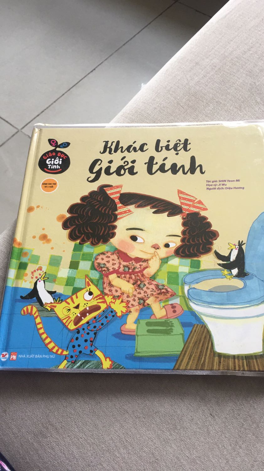 Nội dung dễ hiểu, hình ảnh màu sắc đẹp, phù hợp đọc cho bé