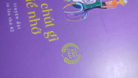 sạch đc bọc rất kỹ nhưng ko hiểu sao bìa sách vẫn bị nhăn lồi lỏm rất là ko đẹp🥲