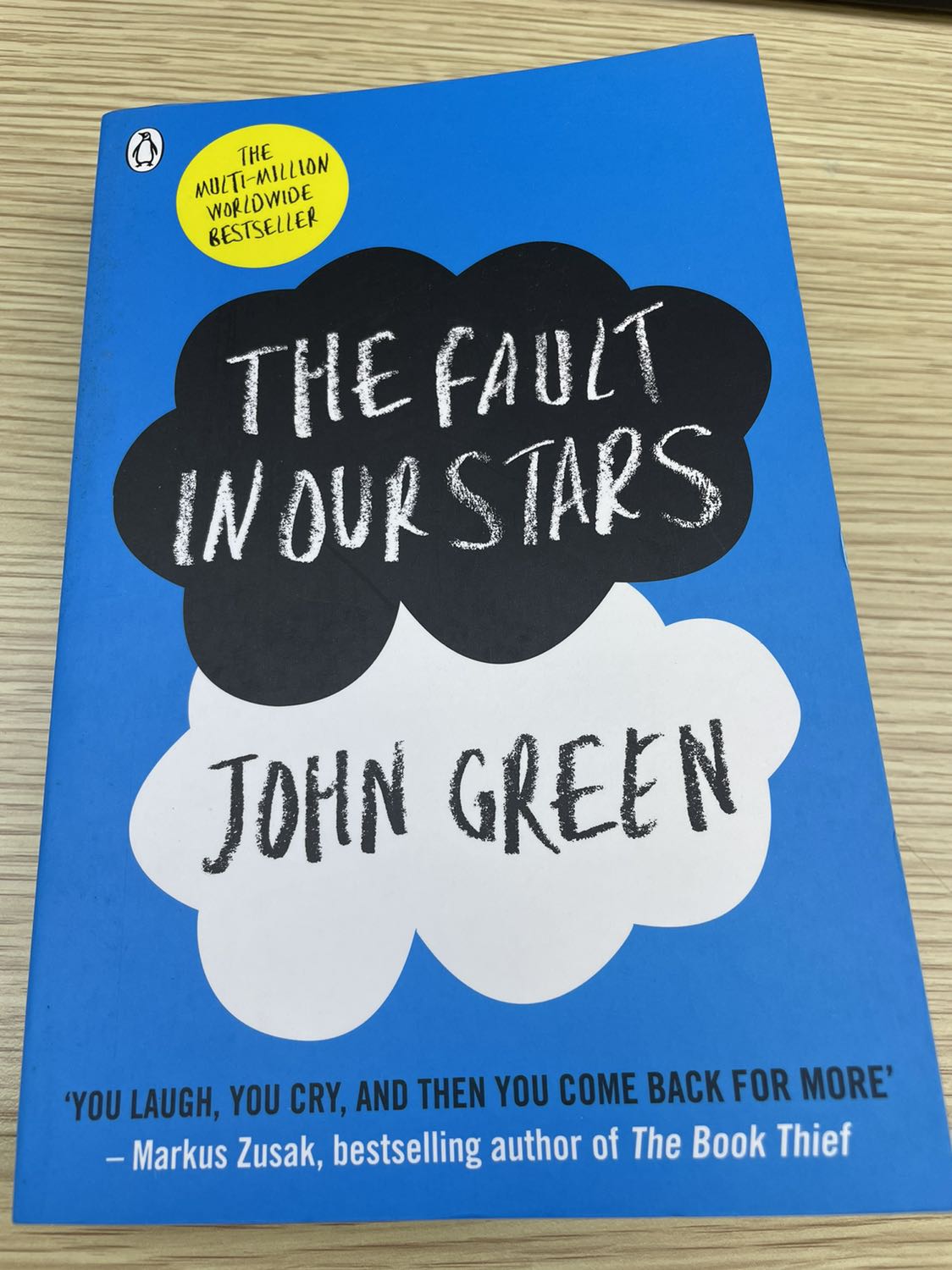 Tiki giao hàng siêu nha, Fahasa gói hàng thì siêu cẩn thận.
Nội dung sách thì không cần bàn nữa. Đáng mua nhé