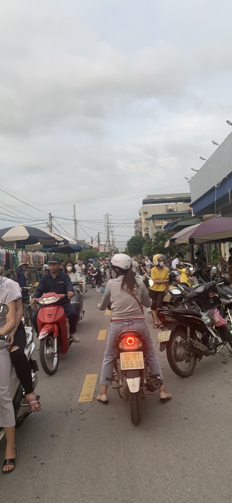 Dùng thấy dai. Ok . De sẽ ung hộ dài dài. Mùi thơm ok. Mua nhiều lần rồi. Nhưng trc mua shope. Nhung gjo mua ở tiki.