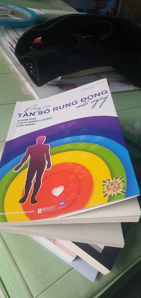 Sách hấp dẫn, dịch dễ hiểu