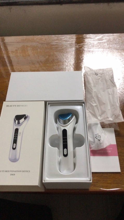 Máy massage mặt dùng thích lắm các bạn ạ, shop rất ok nhé.
Shop bán rất uy tín ạ, sản phẩm cũng tốt lắm nhé mọi người !!!