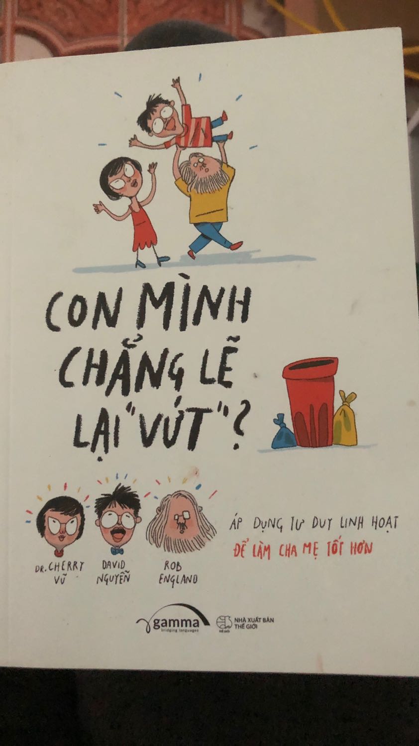 Cuốn sách được viết rất xúc tích, đưa ra các vấn đề thường gặp với con trẻ và có đề xuất phương án giải quyết. Tác giả tư duy rõ ràng, tích cực. Sách chất lượng tốt, giấy đẹp