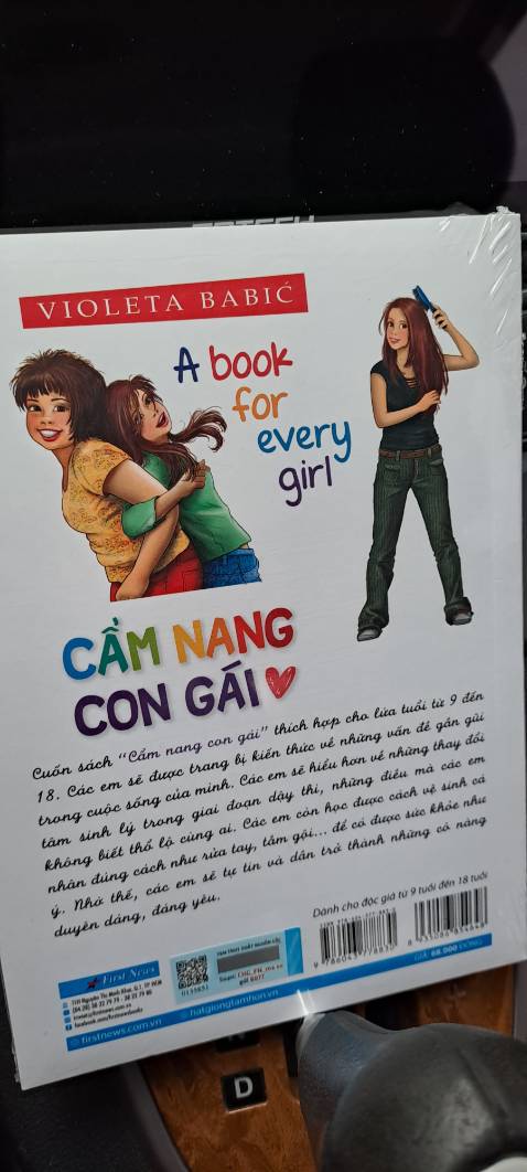 Đóng gói cẩn thận, giao đúng giờ, đẹp, nội dung ko bàn.