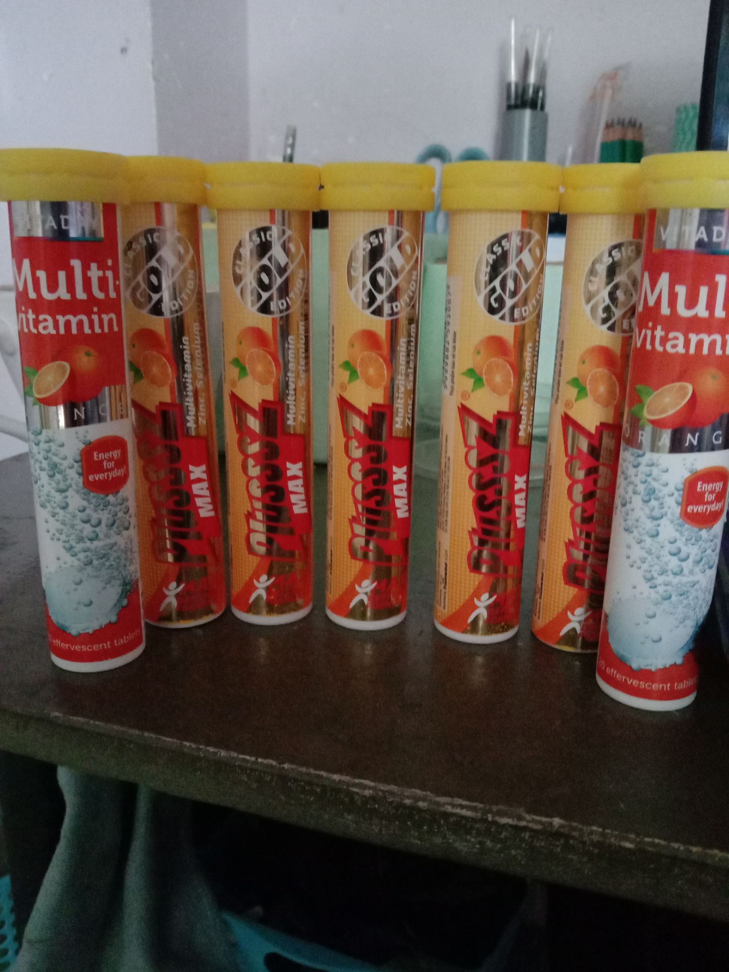 sản phẩm được giao nhanh chóng đúng hẹn, số lượng đầy đủ và chính xác như yêu cầu. Có kèm theo cả quà tặng ngoài dự kiến. Rất hài lòng và cảm ơn shop