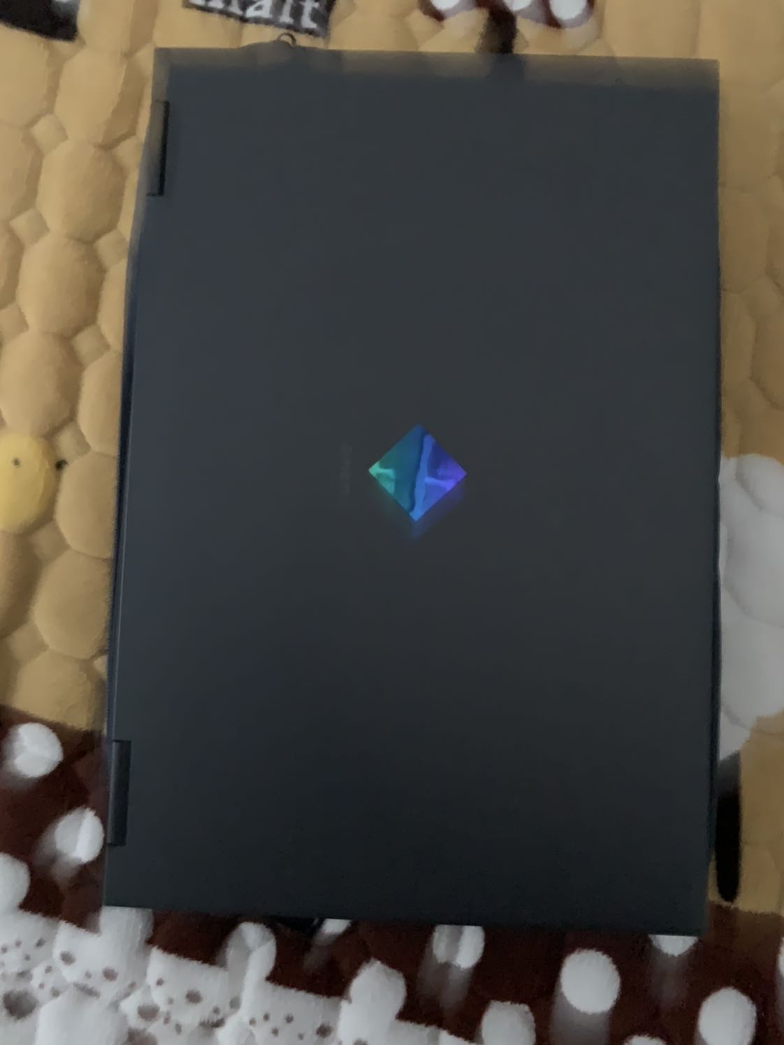 Rất ân ý với sản phẩm của việt nam, sử dụng rất dịu nhẹ, khít lỗ chân lông, và hiệu quả trong việc điều trị mụn ạ